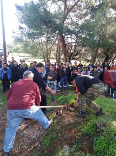 Δενδροφύτευση στην περιοχή του Κοφινά από τους σπουδαστές την ΑΕΝ Χίου