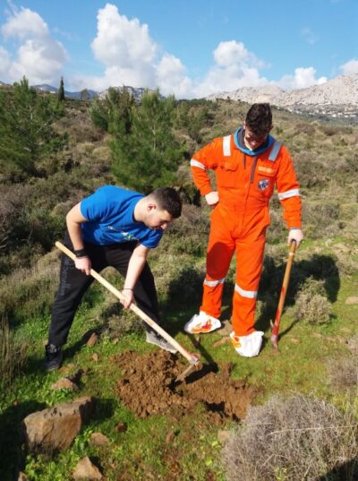 Δενδροφύτευση στην περιοχή του Κοφινά από τους σπουδαστές την ΑΕΝ Χίου